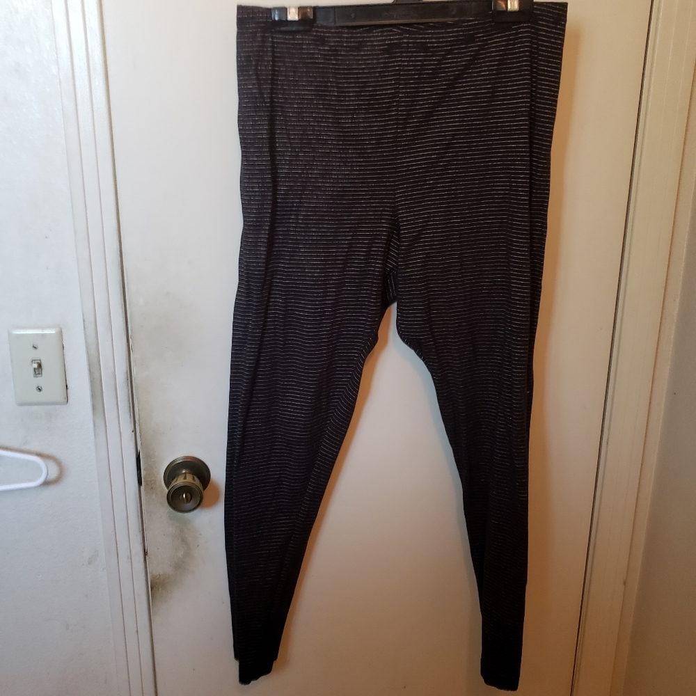 Black & Gold Striped Leggings